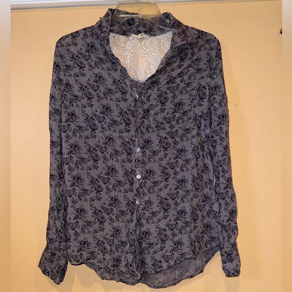 About A Girl Monochrome Lace Detail Top